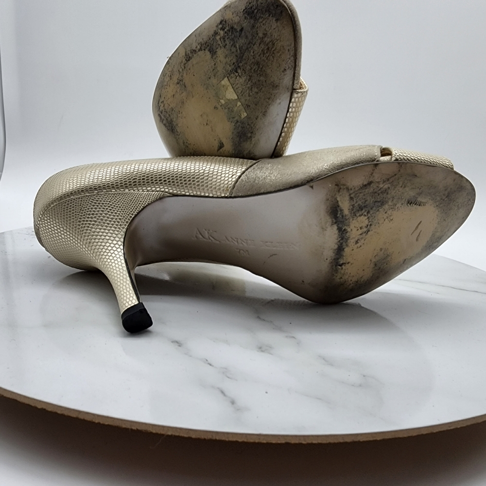 Aus 7 Anne Klein Gold Metallic Leather Open Toe Heels - Picture 4 of 16